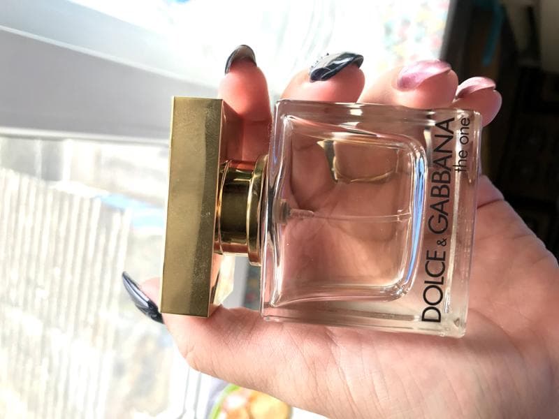 Духи Dolce&Gabbana  — фото из отзыва «Очень стойкие и приятные духи» (1 из 2)