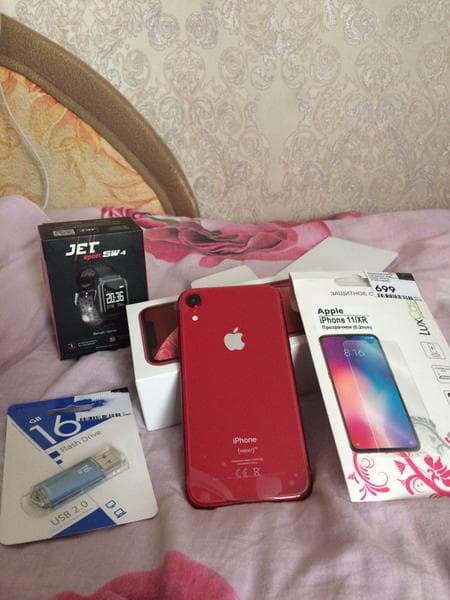 Телефон Apple iPhone XR — фото из отзыва «Отличный телефон, очень удобен в использовании»