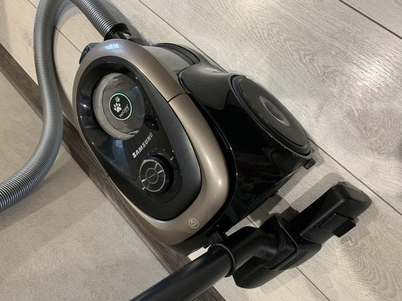 Пылесос Samsung VC18M21N9VD — фото из отзыва «Отличный мощный пылесос» (2 из 4)