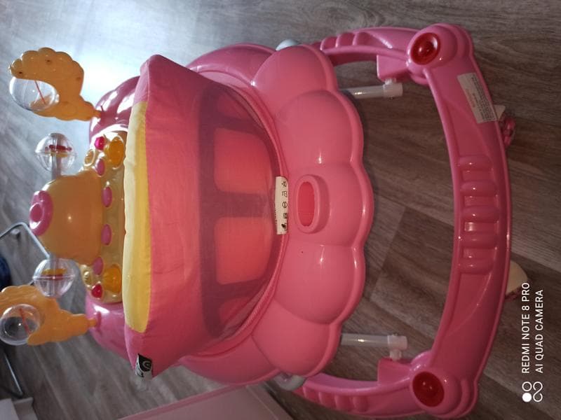 Ходунки Babyton Ouack pink — фото из отзыва «Устойчивые, недорогие ходунки с 8ю поворотливыми колесами.» (4 из 4)