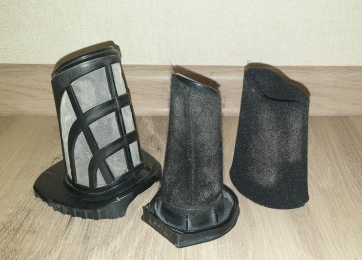 Пылесос Bosch Readyy'y Lithium BBHL21841 (18 V). — фото из отзыва «Отличное приобретение для квартиры без ковров.» (2 из 12)