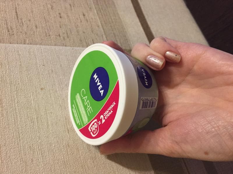 Гиалуроновый гель Nivea CARE — фото из отзыва «Хороший гель, но для моего лица недостаточно увлажнения» (1 из 4)