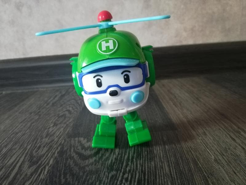Детская игрушка ( robocar Poli) «Helly» Amber — фото из отзыва «Игрушка для коллекции ребенка» (1 из 2)
