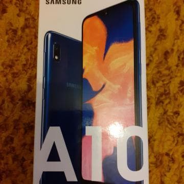 Телефон Samsung Galaxy A10 — фото из отзыва «Лучшее за свои деньги»