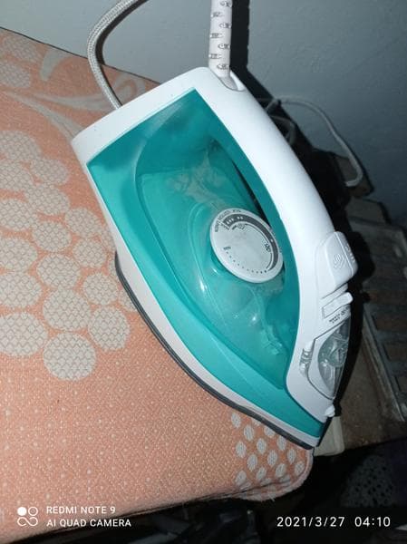 Утюг Philips GC1741/70 — фото из отзыва «Недорогой, но отличный утюг!»