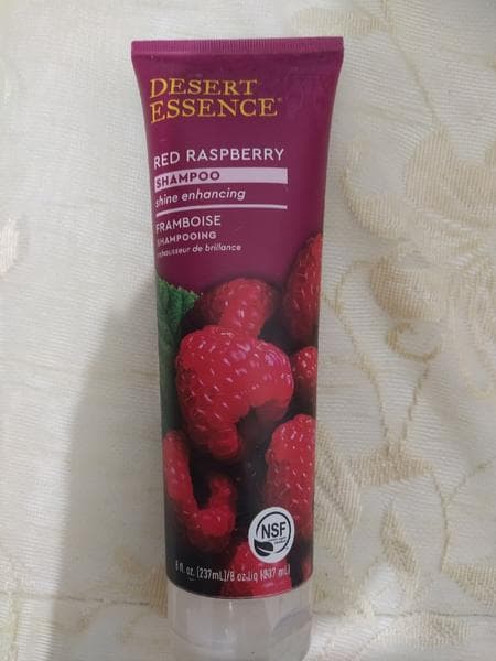 Шампунь Desert Essence Red Raspberry — фото из отзыва «Супер крутой шампунь.»