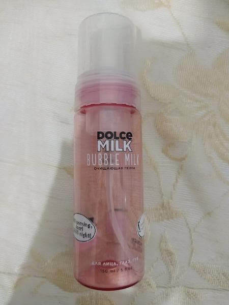 Пенка Dolce Milk Bubble Milk — фото из отзыва «Хорошая очищающая пенка для лица.»