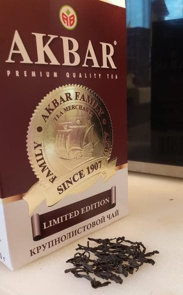 Akbar LIMITED EDITION — фото из отзыва «Ароматный листовой чай»