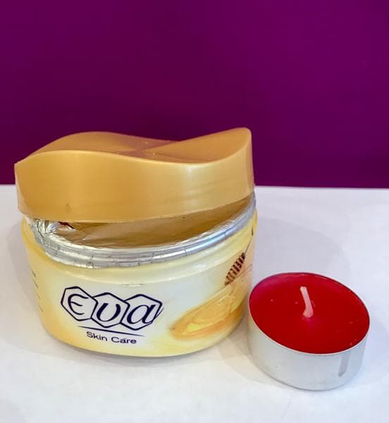 Крем для лица Eva Cosmetics С мёдом против морщин — фото из отзыва «Хорошее увлажнение и разглаживание кожи»