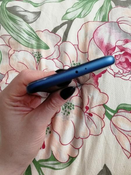 Телефон Huawei Honor 9 — фото из отзыва «Красивый телефон с крутой камерой, но слабой производительно» (5 из 8)