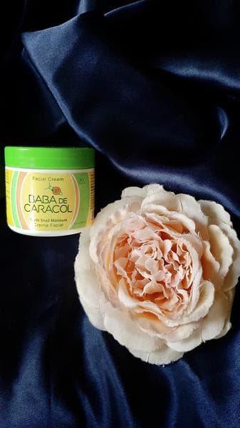Крем для лица Halka Cosmetics Baba de Caracol — фото из отзыва «Увлажнение, омоложение и выравнивание тона кожи»
