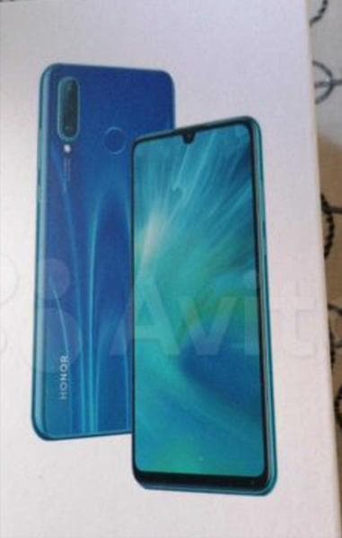 Телефон Huawei HONOR 20 Lite — фото из отзыва «Этот телефон не только красивый но и прочный.»