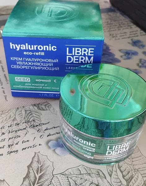 Крем для лица Eco-Refill Гиалуроновый Librederm Себорегулирующий ночной для жирной  кожи 50 мл — фото из отзыва «Увлажнение для жирной кожи»