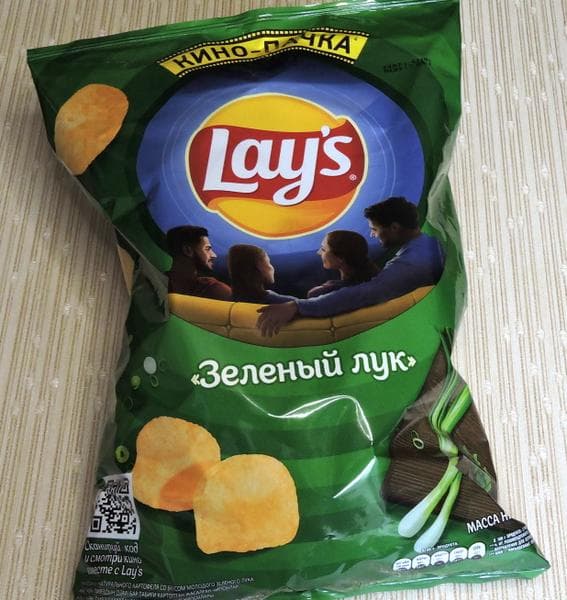 Чипсы "Lay’s" зелёный лук — фото из отзыва «Мне понравились.» (2 из 2)
