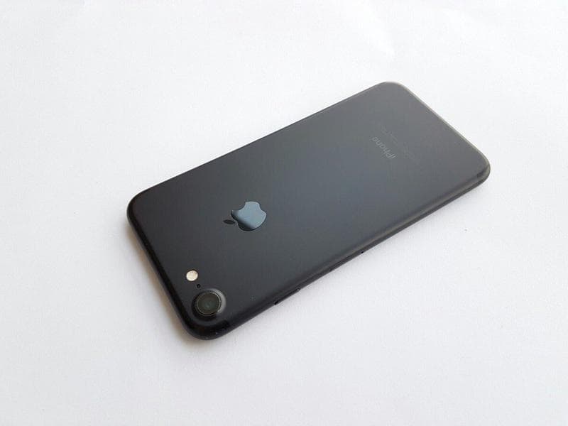 Телефон Apple Iphone 7 — фото из отзыва «Телефон лучший за свои деньги»
