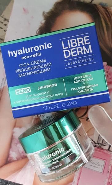 Крем для лица дневной Librederm Гиалуроновый СICА-крем увлажняющий матирующий — фото из отзыва «Качественный уход за жирной кожей лица с CICA-кремом от Libr»