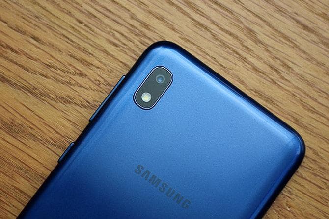 Телефон Samsung galaxy A10 — фото из отзыва «Хороший телефона за свою сумму.»