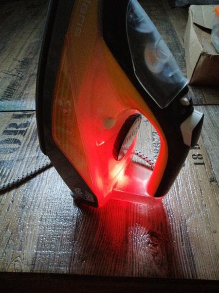 Утюг Polaris 2400w — фото из отзыва «Хороший утюг.»
