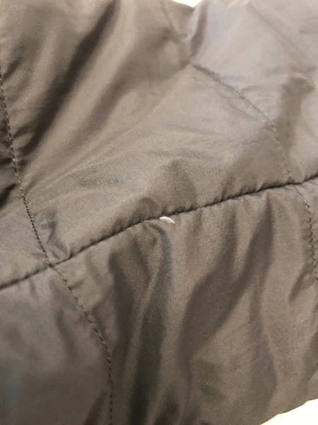 UNIQLO — фото из отзыва «Куртка отвратительного качества» (3 из 6)