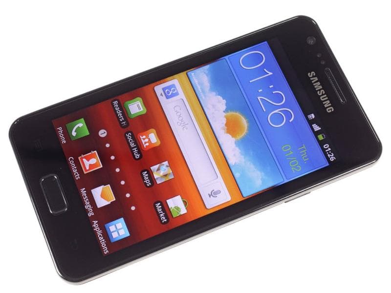 Телефон Samsung Galaxy R — фото из отзыва «Хороший рабочий, удобный комфортный» (2 из 2)