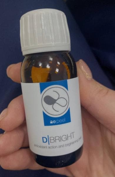 Пилинг Dbright — фото из отзыва «Пигментация осветлилась, кожа на руках стала заметно светлее» (2 из 2)