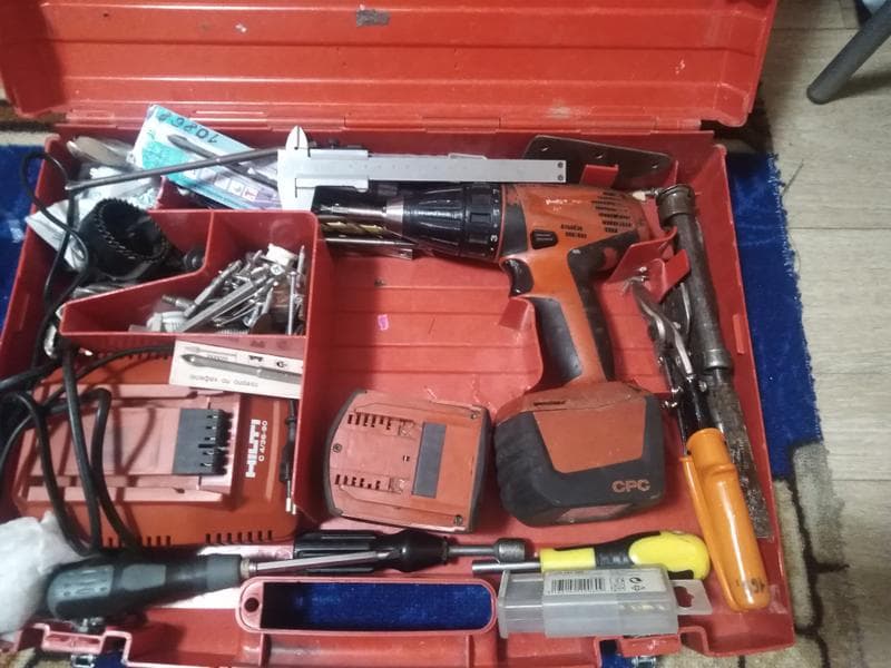 Шуруповерт Hilti SFC 14 — фото из отзыва «Hilti оно и в России Hilti.» (1 из 6)