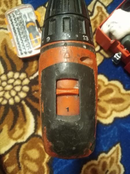 Шуруповерт Hilti SFC 14 — фото из отзыва «Hilti оно и в России Hilti.» (3 из 6)