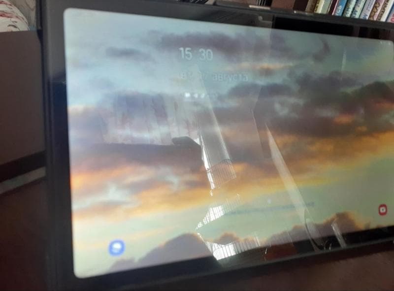 Планшет Samsung Galaxy Tab 7.7 — фото из отзыва «Я очень люблю технику Samsung.» (1 из 4)