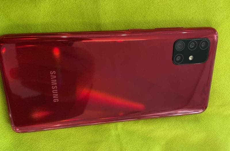 Телефон Samsung Galaxy A51 64Gb — фото из отзыва «Отличный телефон» (1 из 3)