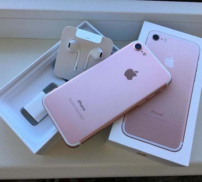 Телефон Apple Iphone 7 — фото из отзыва «Удобный телефон, не тормозит, держит заряд, хорошая камера» (1 из 2)