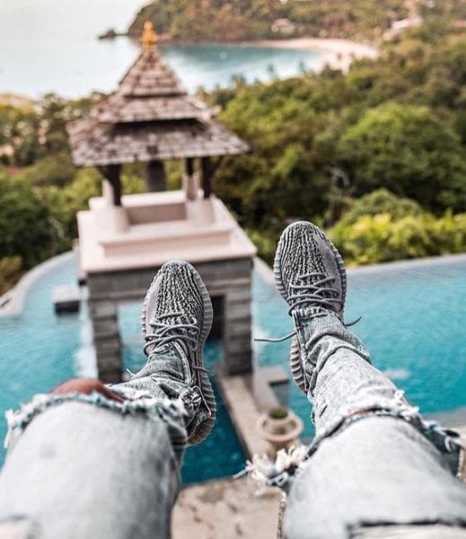 Yeezy Boost Moscow Official Yeezy — фото из отзыва «Отличный магазин, быстрая доставка»