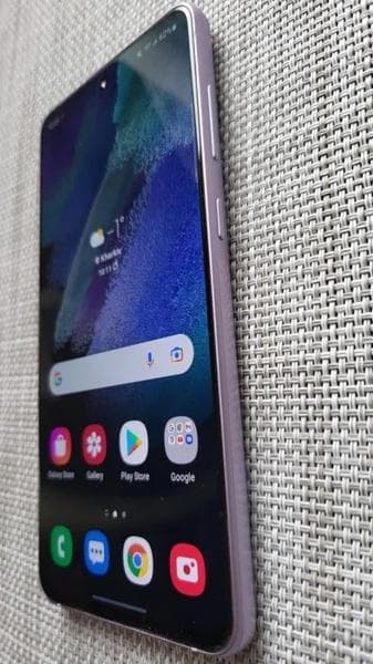 Телефон Samsung Galaxy S21 FE 5G — фото из отзыва «Современный смартфон с большими возможностями.»