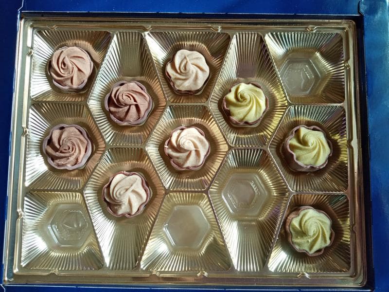 Набор конфет Вдохновение "Mini cupcakes" — фото из отзыва «Вкусный набор конфет.» (1 из 2)