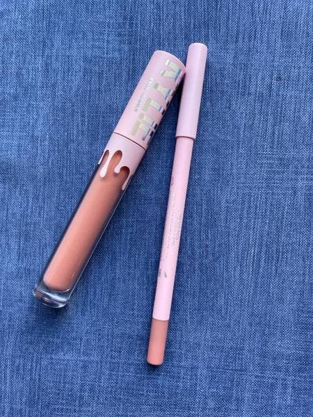 Набор Kylie Cosmetics matte lip kit — фото из отзыва «На подарок или себе любимой» (1 из 3)