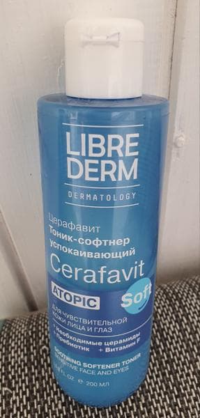 Успокаивающий тоник-софтнер Librederm Cerafavit — фото из отзыва «Мой любимый тоник, который увлажняет и восстанавливает кожу.» (1 из 2)