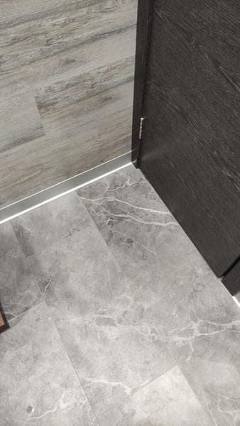 Кварцвинил Floorwood SPC — фото из отзыва «SPC-покрытие в доме. Пол и стена. Отзыв благодарной покупате» (6 из 6)