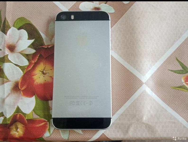 Телефон Apple iphone 5s — фото из отзыва «Отличный телефон, все ещё актуален за свои не большое деньги» (2 из 2)
