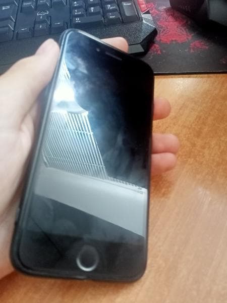 Телефон Apple IPhone 8 — фото из отзыва «Очень хороший телефон»