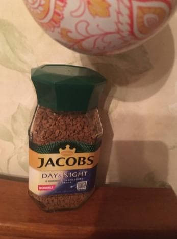 Кофе Jacobs Day&Night — фото из отзыва «Jacobs Day & Night купила в банке, крышка плотно закрывается»