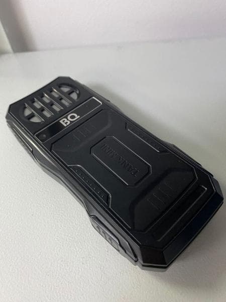 Телефон BQ 1842 Tank mini — фото из отзыва «Незаменимый гаджет в экстремальных условиях.» (3 из 3)