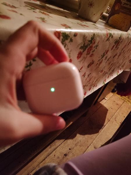 Наушники Apple AirPods — фото из отзыва «Классная звукопередача.»