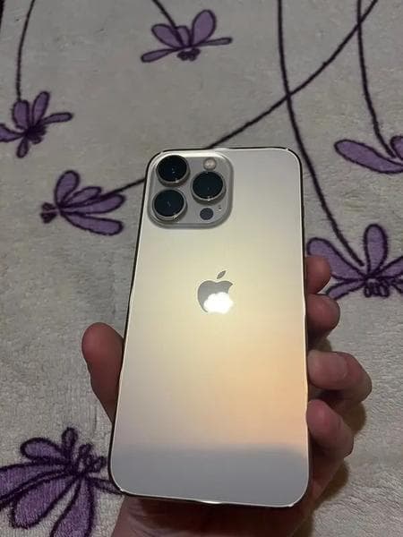 Телефон Apple iPhone 6 — фото из отзыва «Хороший телефон»