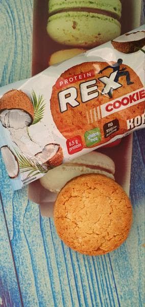 Протеиновое печенье ProteinRex "Кокос" COOKIE — фото из отзыва «Вкусный и полезный перекус от ProteinRex» (2 из 3)
