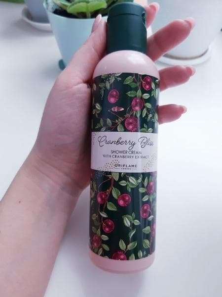 Гель для душа Oriflame Cranberry Bliss — фото из отзыва «Неплохой гель для душа с интересным ароматом»