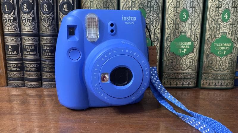 Фотоаппарат Fujifilm Instax Mini 9 — фото из отзыва «Фотоаппарат для тех кто хочет запечатлить момент здесь и сей»