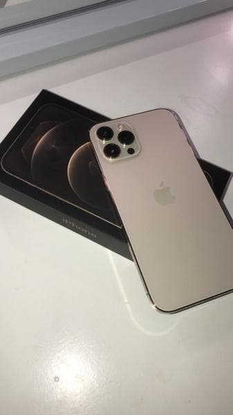 Телефон Apple 11 pro max — фото из отзыва «Телефон многофункционален» (2 из 3)