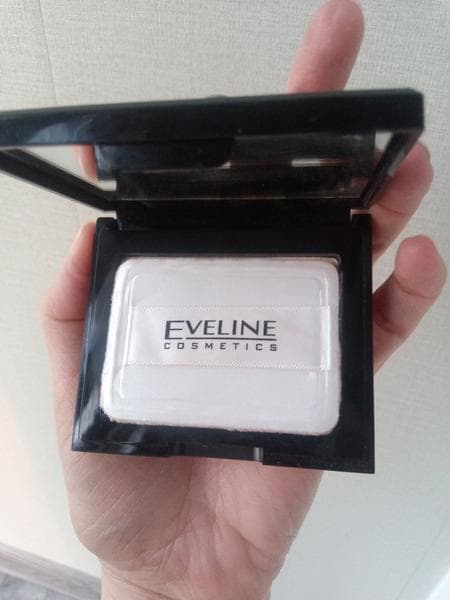 Пудра для лица Eveline cosmetics  — фото из отзыва «Подчеркивает текстуру» (2 из 5)