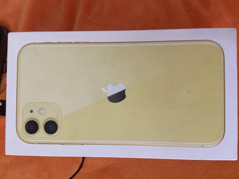 Телефон Apple Iphone 11 — фото из отзыва «Отличный телефон. Брал дешево, все равно отлично работает.»