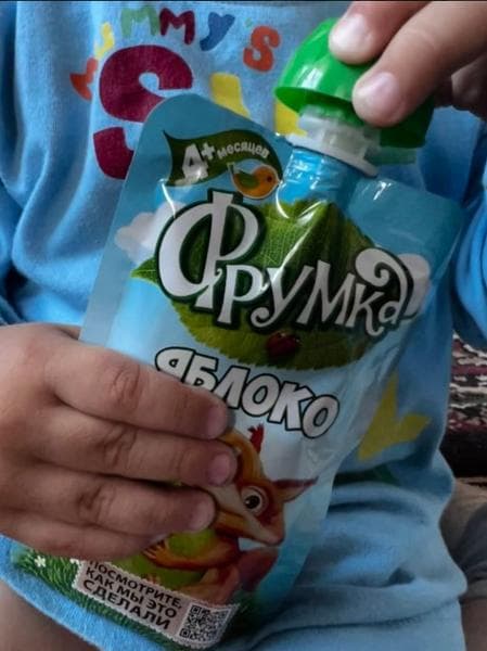 Детское питание "Фрумка" — фото из отзыва «Хороший состав, удобно брать с собой на прогулку.»