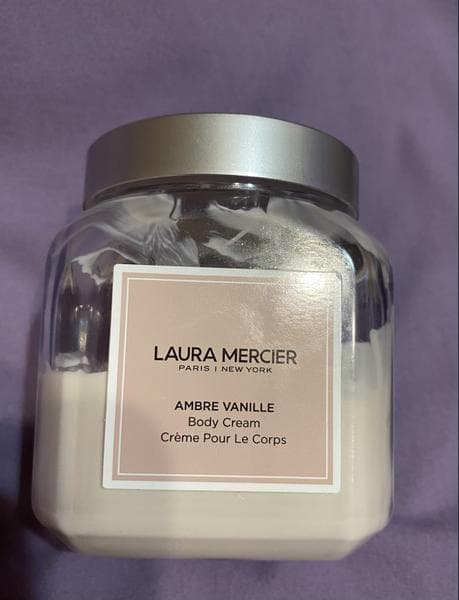 Крем для тела Laura Mercier  — фото из отзыва «Отличный крем» (1 из 3)